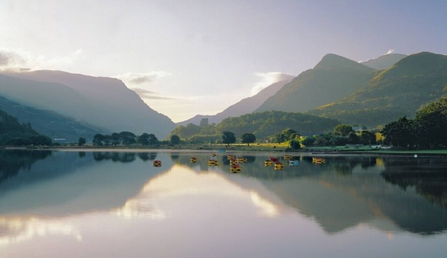 A Grand 5-Bedroom Manor in the North Welsh Countryside, Heritage & Luxury for Up to 13 Guests