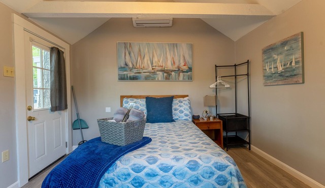 A great cabin with lake views & access! Now Featuring AC/Wi-Fi- & TV