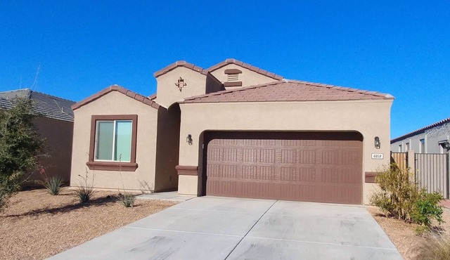 A Great Escape! 4 Bedroom, Sleeps 8 in San Tan Valley.