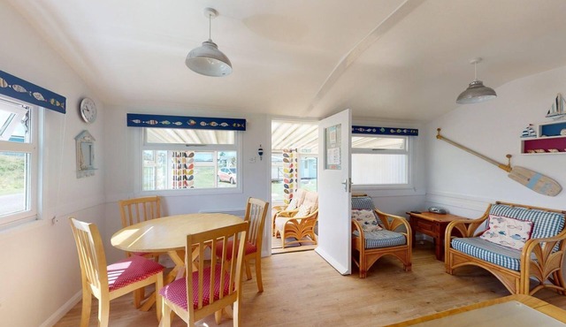 A great location from which to enjoy this stunning stretch of Cornish coastline