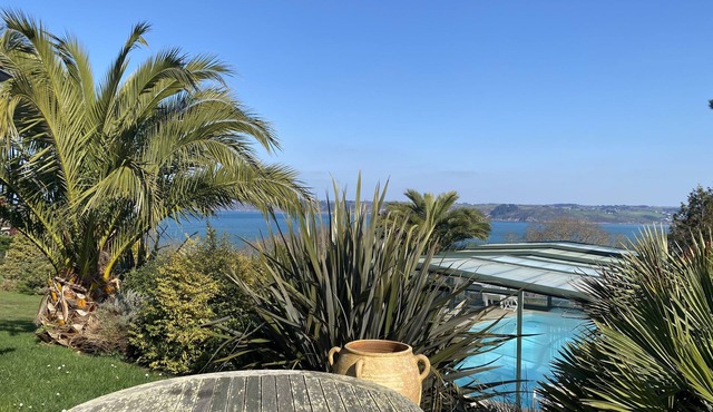 A haven of peace overlooking the sea