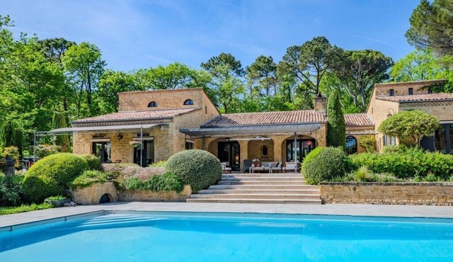 A haven of peace in Cénac