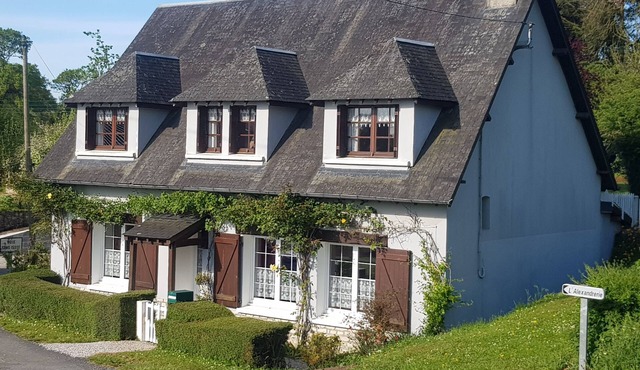 A haven of peace in the countryside, 30 minutes from the sea.
