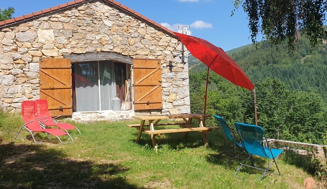A haven of peace in Rochepaule, in the heart of Ardèche verte