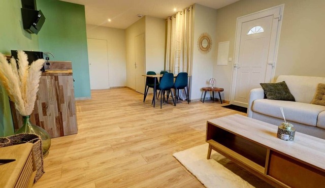 A haven of peace near Pérouges, charm and comfort