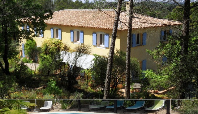 A haven of tranquillity ideally situated between Verdon Gorge and French Riviera