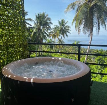 A hidden gem between sea and mountains