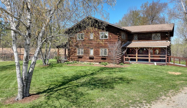 A Historic New England Farm Stay for Gatherings, Retreats & Reconnection