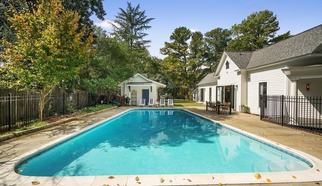 A historical and restful retreat in the heart of Stone Mountain Village.