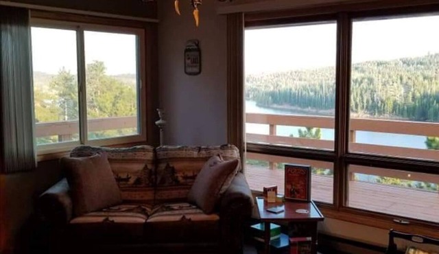 A home away from home with views of the lake. permit #22-RES0601