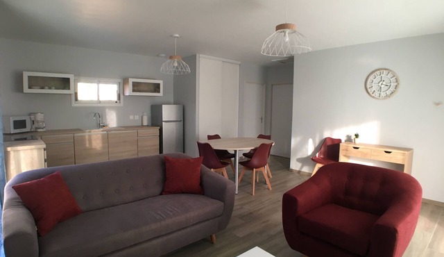 A HOME JUST FOR YOU, CLOSE TO ALL AMENITIES!