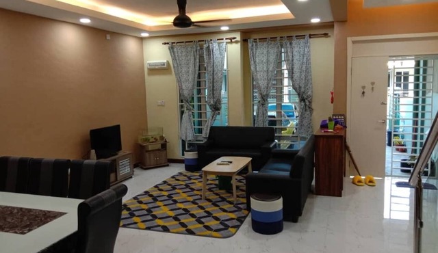 - A House that fit with group travel or family and strategy place.