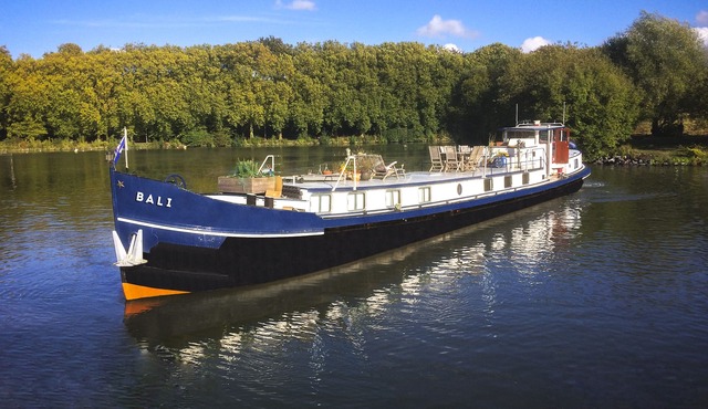 A houseboat in the heart of Lille