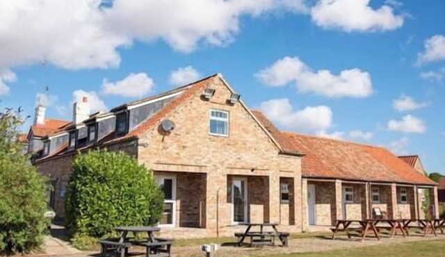 A Huge Holiday Home. When SIZE is important.