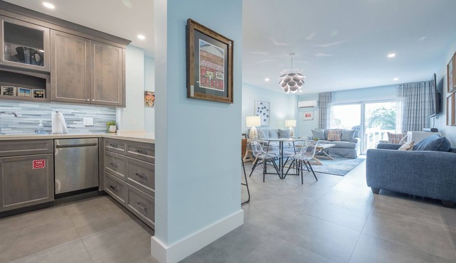 A KOKOMO COTTAGE-A311: 3 BR, 2 BA Condominium in Key West, Sleeps 6