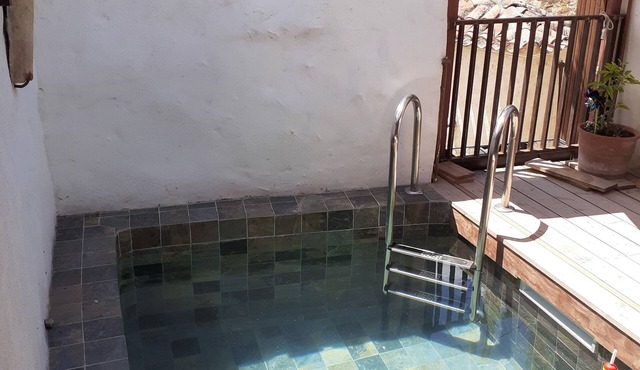 A L'entrée du Parc Naturel du Haut-languedoc,jolie Maison en Pierres