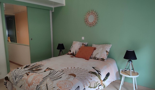 A la belle étoile House in Rocroi town center