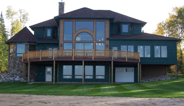 A lake house you won't want to leave