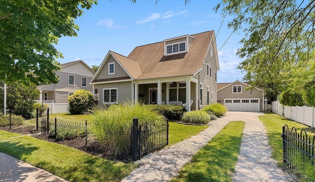 A Large Family Retreat Just a Short Stroll to All Cape May Has To Offer