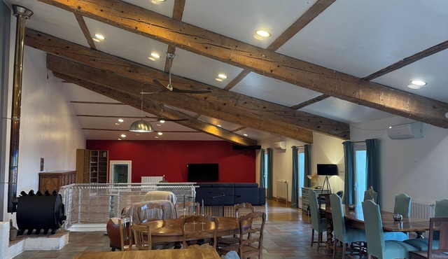 A large, luxurious home, ideal for large families and friends!