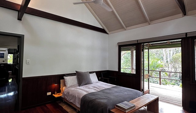 A large modern-style farmhouse in the Byron Hinterland. Creek frontage