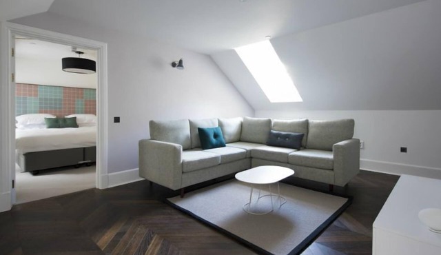 A lews castle that sleeps 4 guests in 2 bedrooms