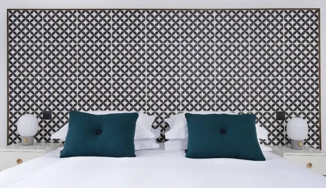 A lews castle that sleeps 6 guests in 3 bedrooms