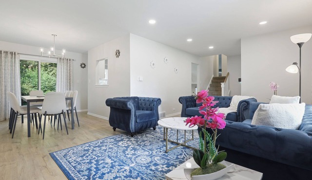 A List Heights: 3BR/2BT - Spacious modern home!