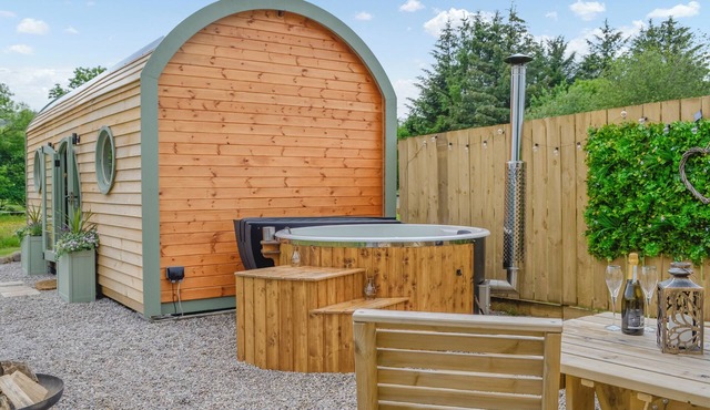 A little hidden gem - perfect romantic getaway.