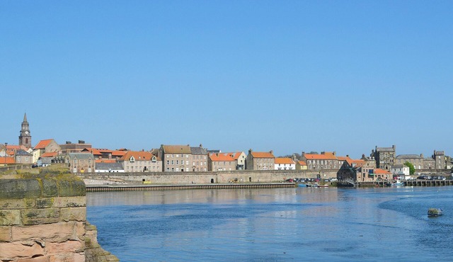 A little hidden gem, sitting quietly in this lovely seaside village.