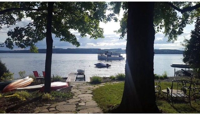 A Little Luxury by the Lake