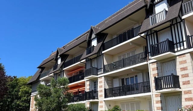 A little Normandy getaway just 5 minutes from the sea!