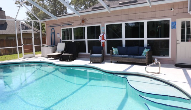 A Little Southwest in the Southeast! Great Pool Home in Jacksonville!