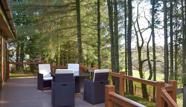 A Lodge Set in a Quiet Location with Country Views