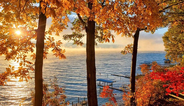 A Log Cabin on Seneca Lake: "Perfect Couples Retreat!"