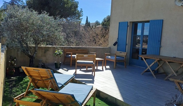 A Louer Jolie Maison de Village 4/5 Pers Avec Terrasse, spa et vue Dégagée