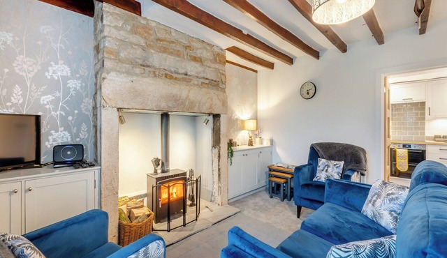 A lovely rural cottage, yet within a short drive of all amenities.