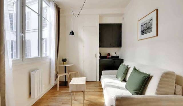 A Lovely Studio in La Madeleine-Opéra