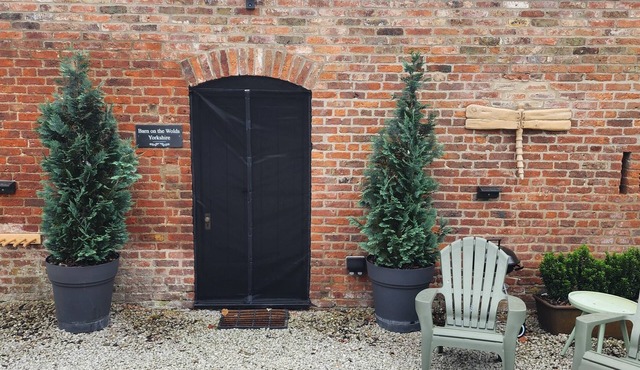 A luxurious, renovated Barn on the Yorkshire Wolds. Peace and quiet....