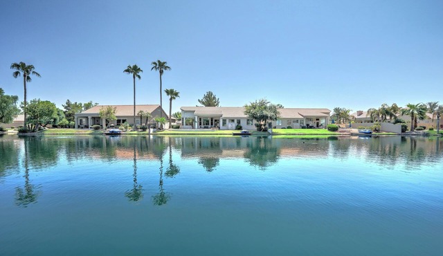 A Luxurious Waterfront Home awaits you!