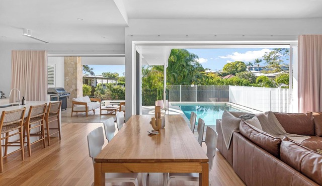 A Luxury Escape! ~ 4 Bed House ~ Camp Hill