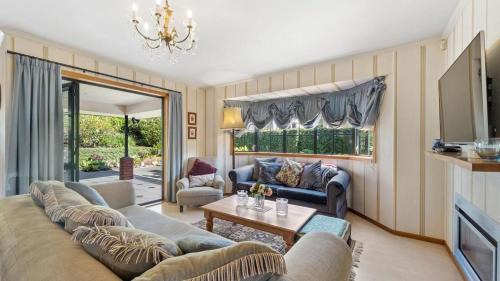 A luxury seaside vacation villa located in a quiet and upscale neighborhood