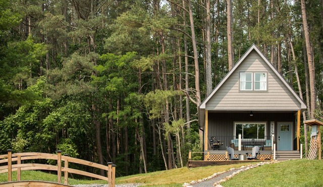 A majestic, water's edge retreat on the banks of the Shenandoah River