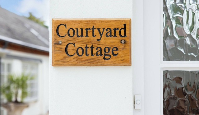 A modern 2 bedroom cottage located close to Arundel and Littlehampton