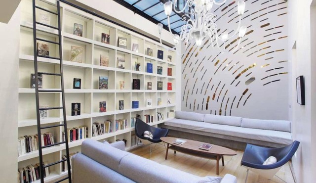 A modern and unique loft - Center of Paris