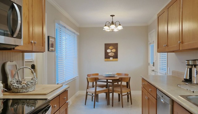 A Modern Mid-Century Cottage