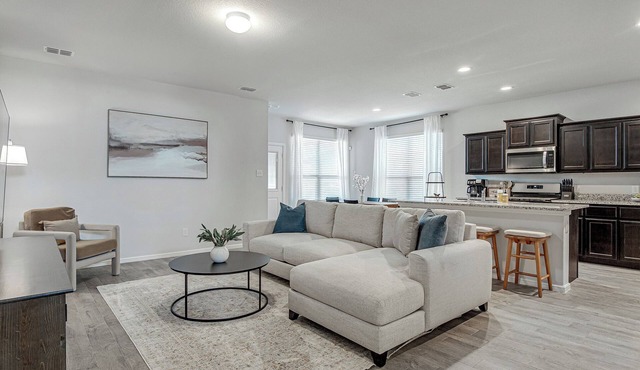 A Modern Oasis with All the Comforts of Home!