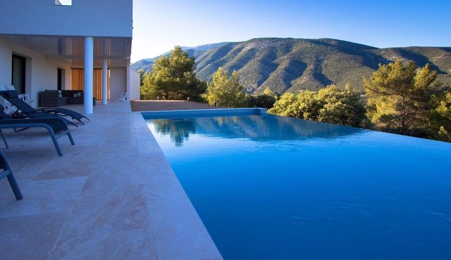 A Mont Nos Hôtes view of the Ventoux