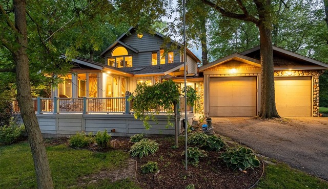 A New Retreat at Clear Clear Lake, A Uniquely Iowan Experience