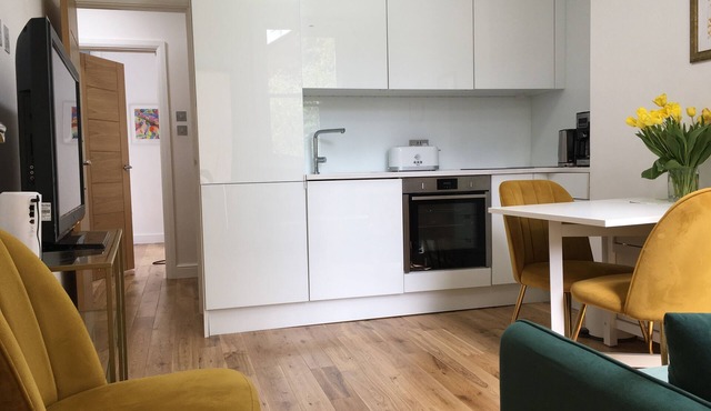 A Newly Refurbished Apartment in Notting Hill, London